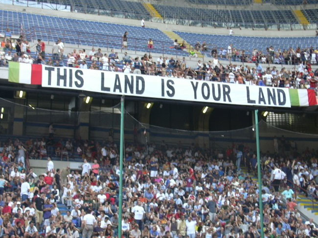 07-Altro striscione
