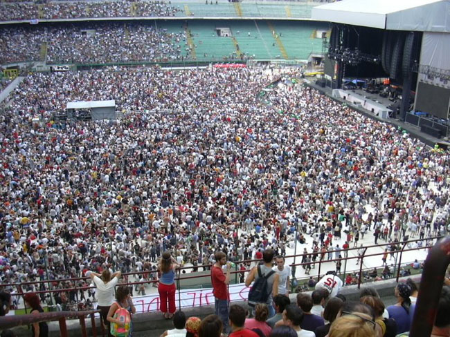 08-Pubblico dall'alto